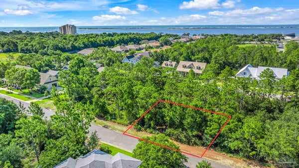 10687 CLOSE HAULED RD, PENSACOLA, FL 32507 - Image 8a00d52b4ec496c0e65ed9eb95ca6f7e/3163692380