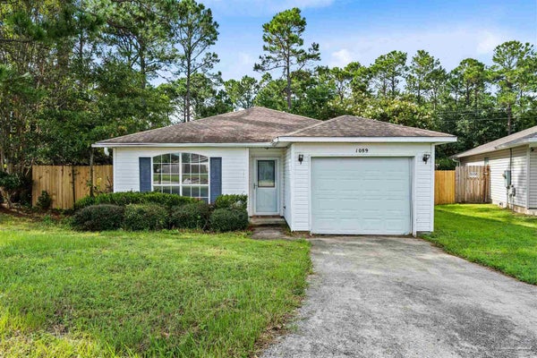 1089 ANTIGUA CIR, PENSACOLA, FL 32506 - Image 8bd6ee56a8a2c26bc8ef90c3fee47e3a/2831139069