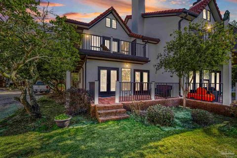 120 Baybridge Dr Gulf Breeze FL 32561