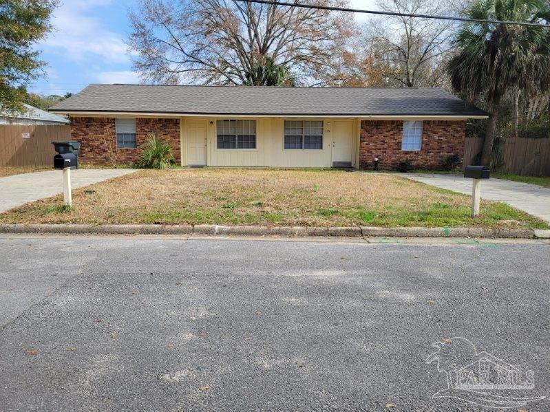 Photo 1 of 11 — 5376 Conecuh St, Milton, FL 32570