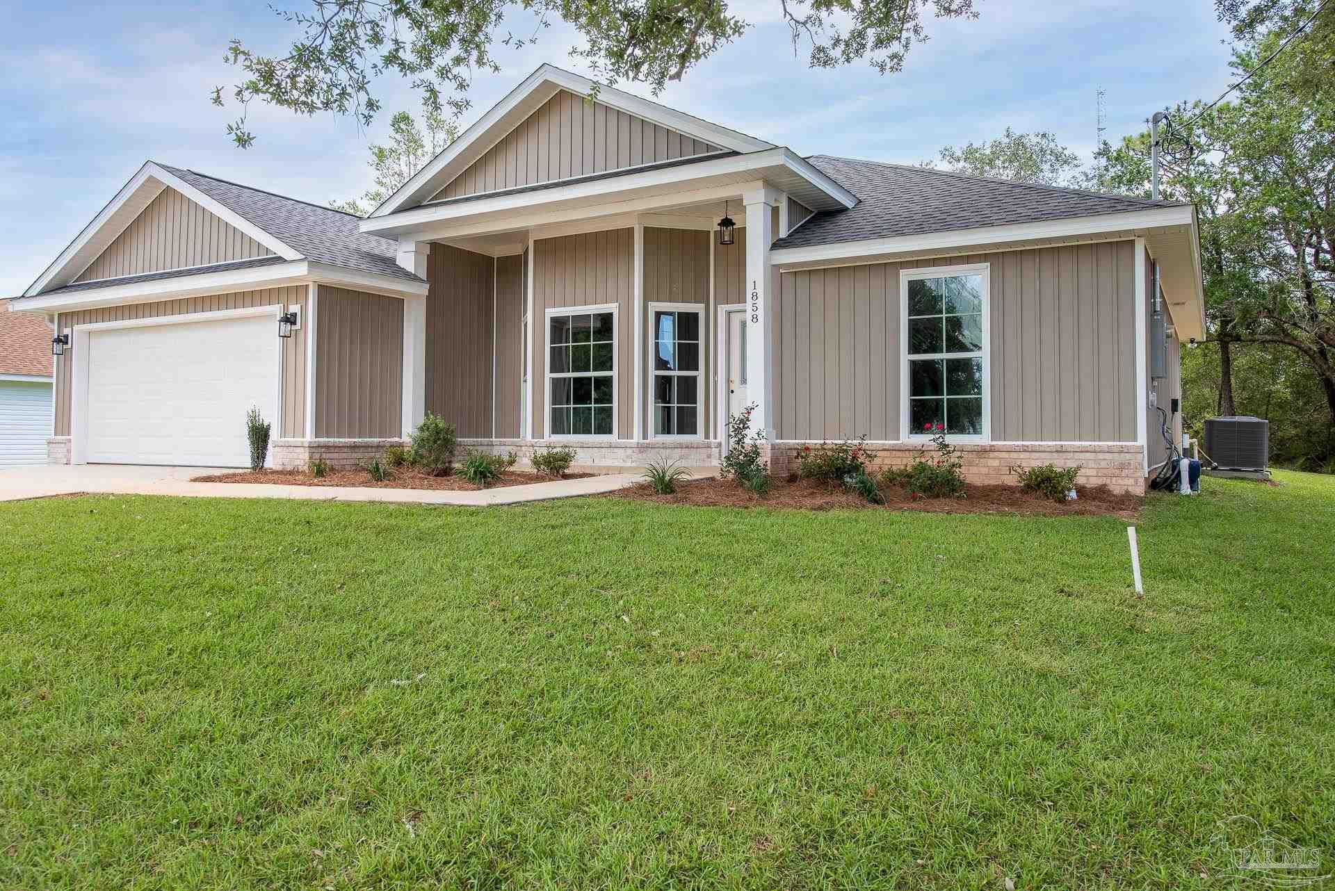 Photo 1 of 26 — 8171 Fourth St, Navarre, FL 32566