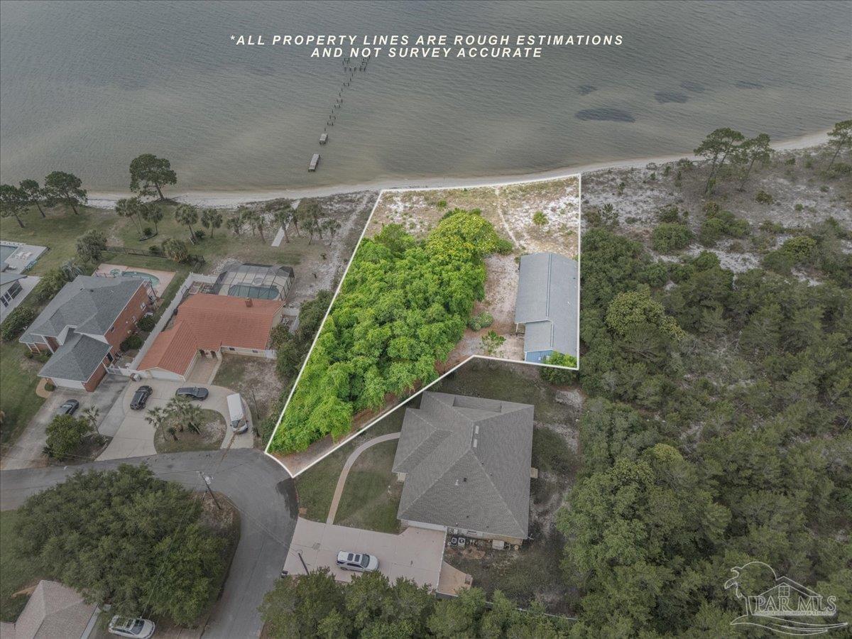1817 Navarre Sound Cir