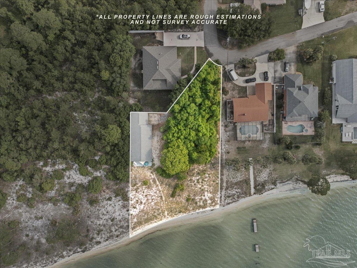 1817 Navarre Sound Cir