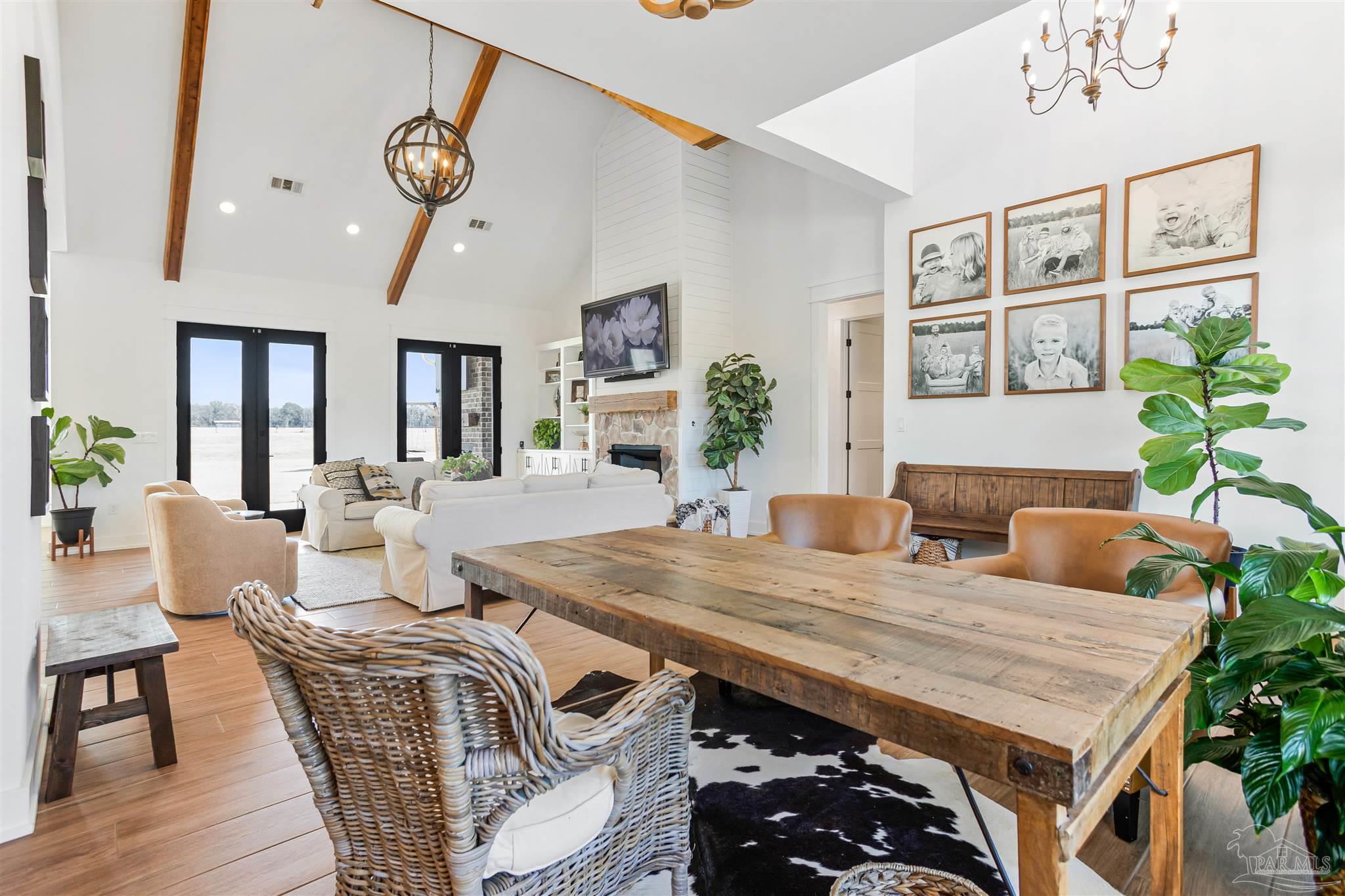 Molino, Florida, 32577, United States, 4 Bedrooms Bedrooms, ,5 BathroomsBathrooms,Residential,Active,2014621