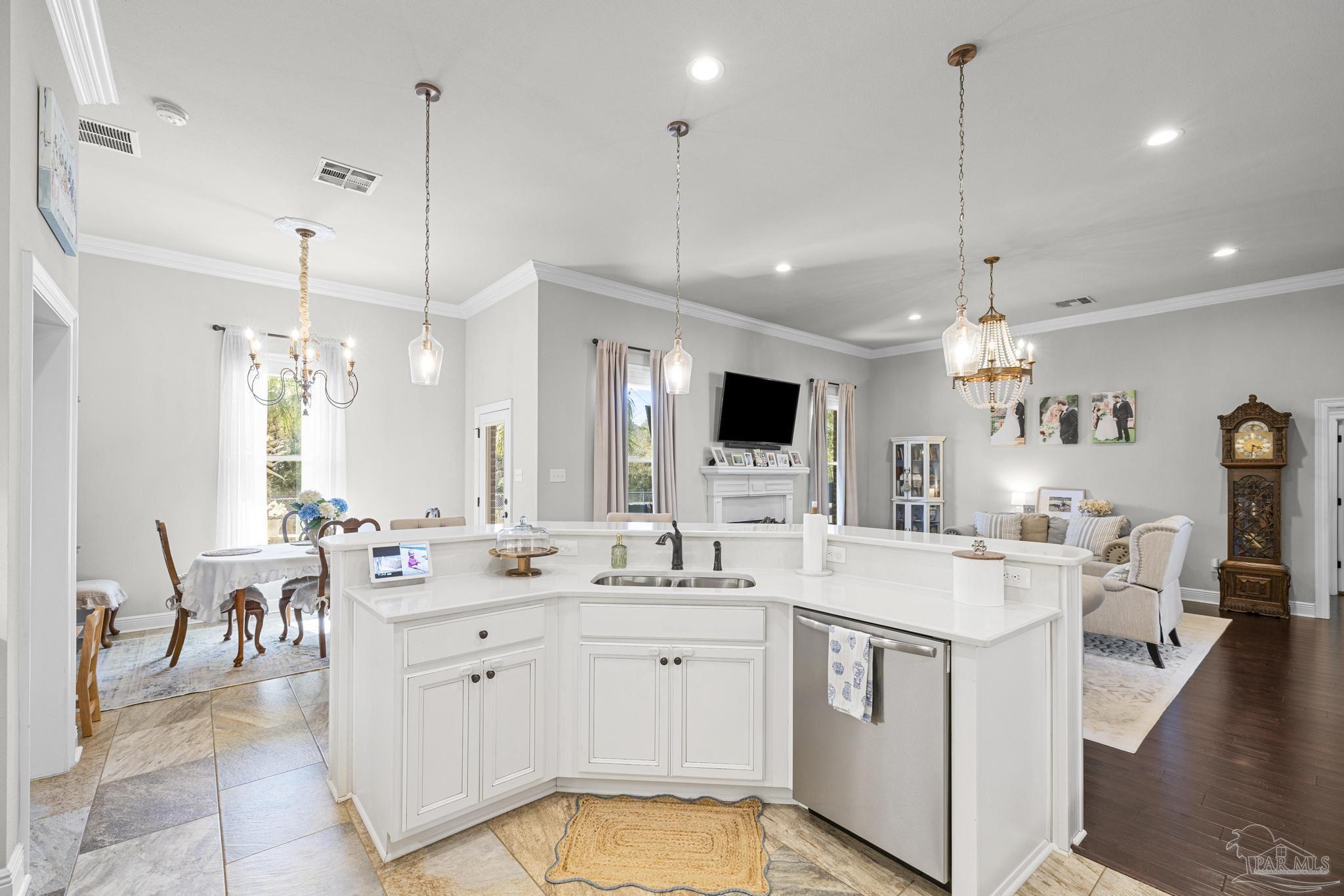 4733 Foxtail Palm Dr