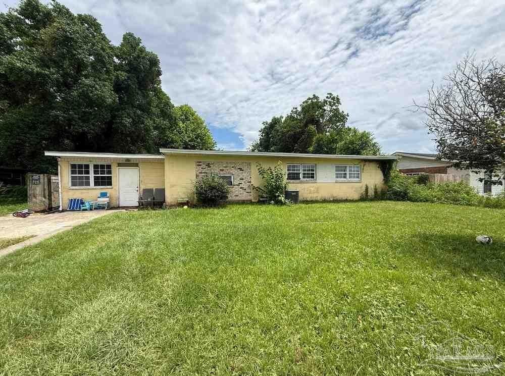 Photo 1 of 25 — 119 Aquamarine Ave, Pensacola, FL 32505