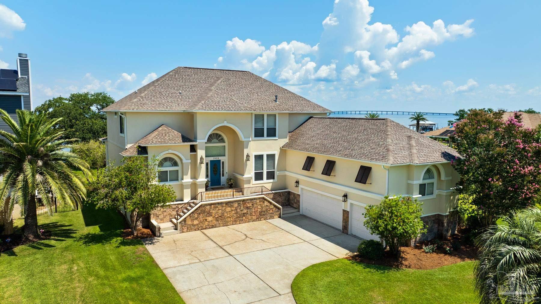 View Gulf Breeze, FL 32563 house