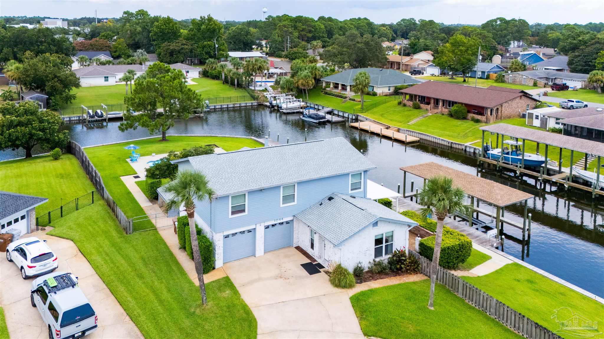 Gulf Breeze, Florida 32563, United States, 4 Bedrooms Bedrooms, ,3 BathroomsBathrooms,Residential,Active,33384