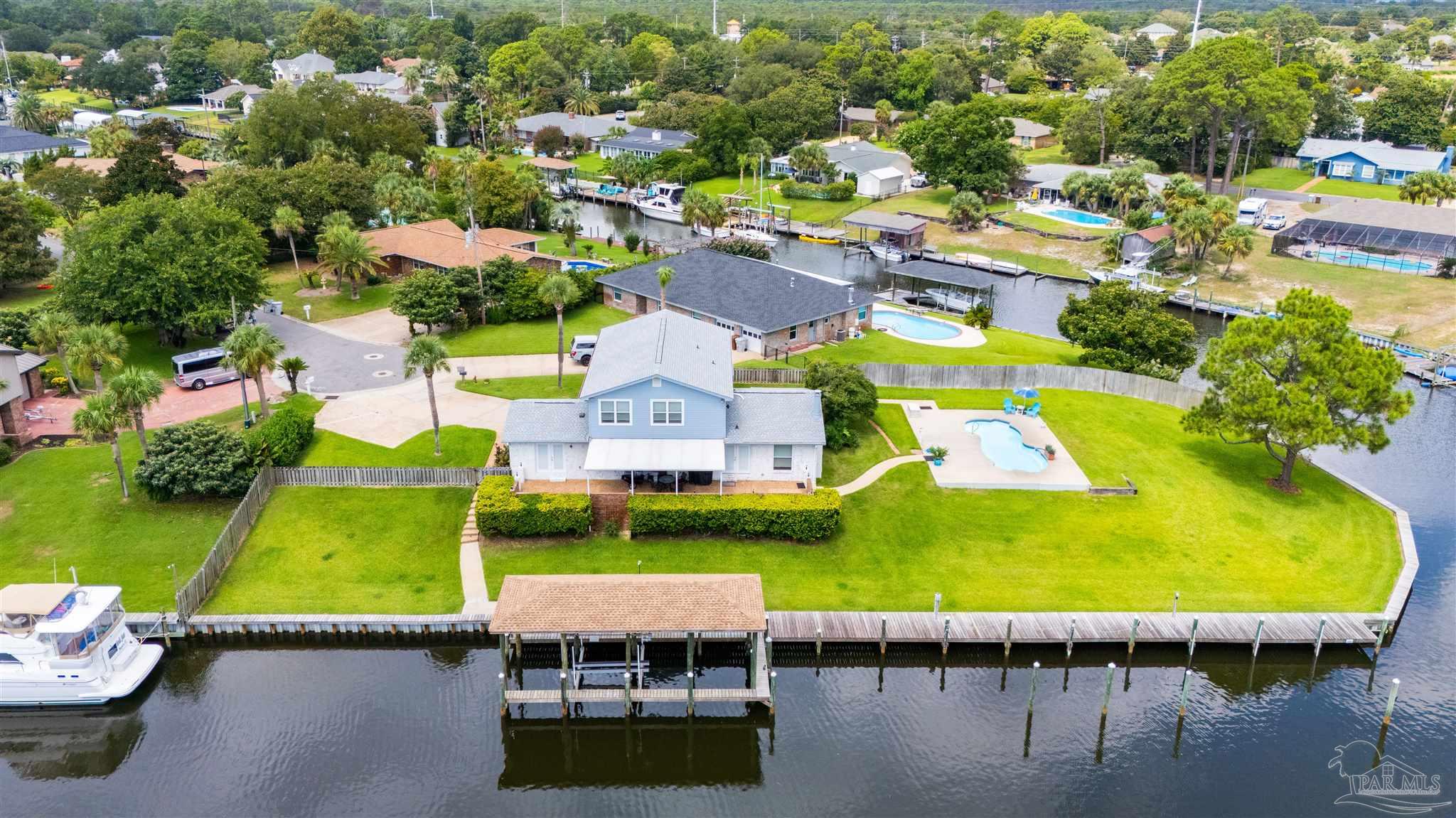 Gulf Breeze, Florida 32563, United States, 4 Bedrooms Bedrooms, ,3 BathroomsBathrooms,Residential,Active,33384