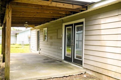 A home in Atmore