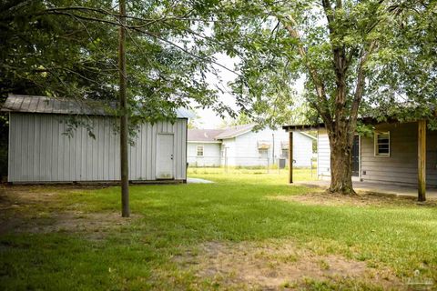 A home in Atmore