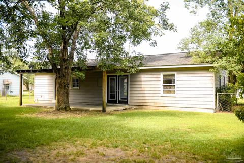 A home in Atmore