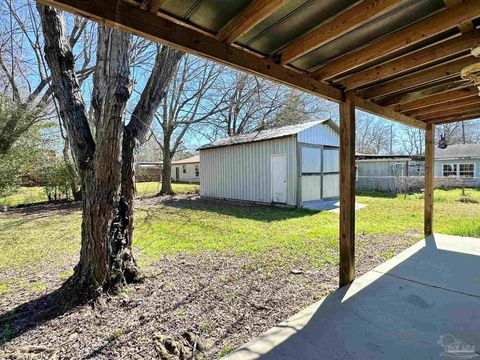 A home in Atmore