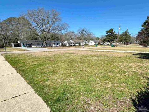 A home in Atmore