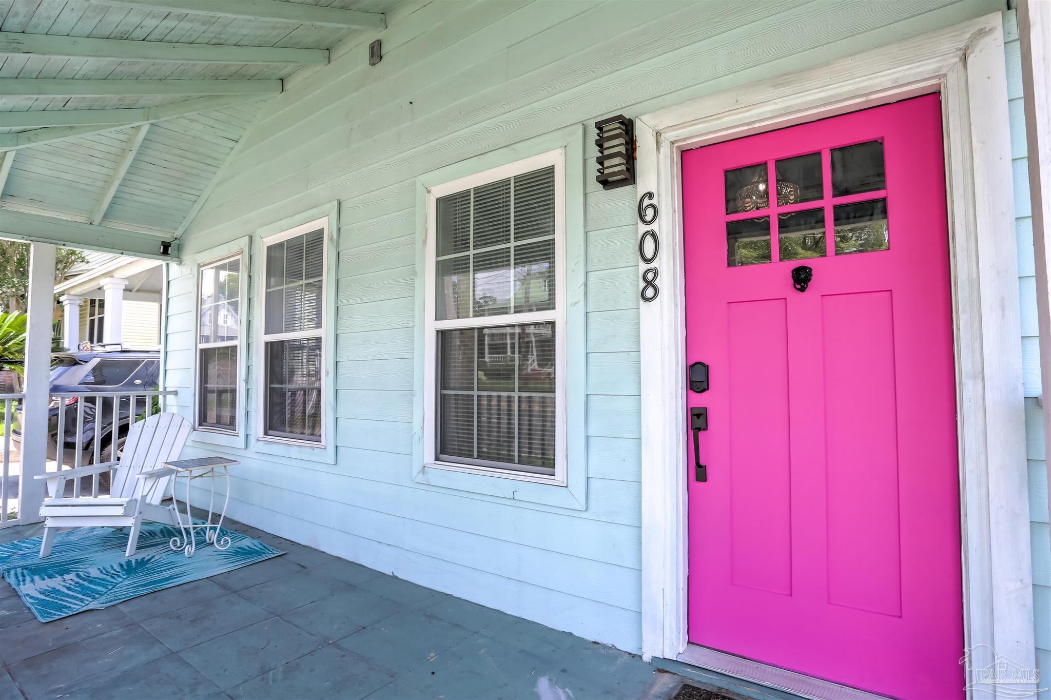 608 N 9th Ave