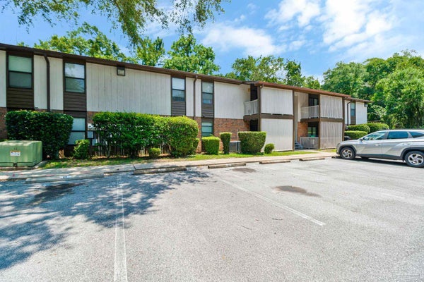 8370 CARL DEAN ST APT 112, PENSACOLA, FL 32514 - Image 9699bfc1493f3a2f99caa6b2b4cf6c67/3225942638