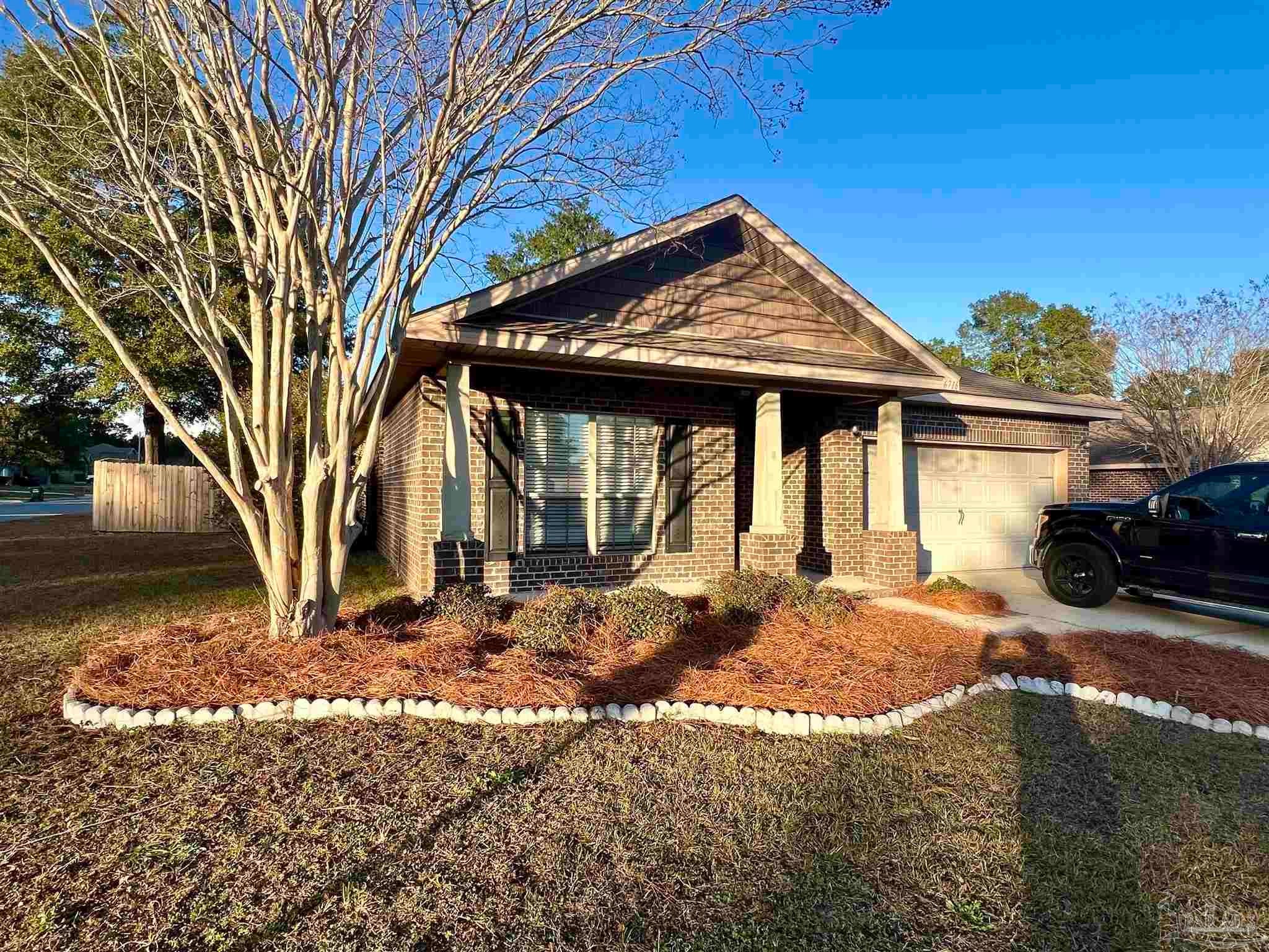 Photo 1 of 24 — 6716 Barnwood Dr, Milton, FL 32570