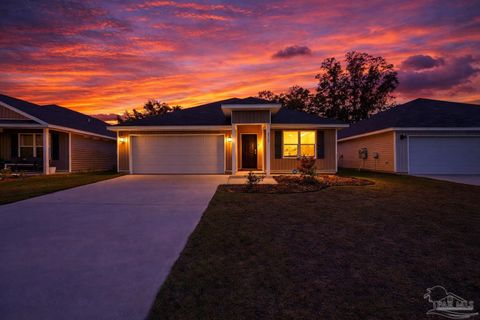 2351 Kirkwood Dr Cantonment FL 32533