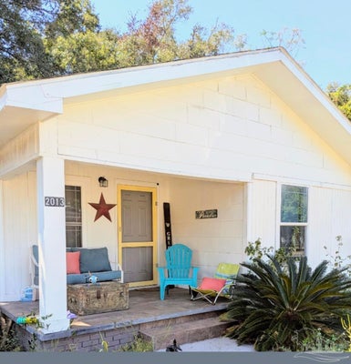 2013 W GREGORY ST, PENSACOLA, FL 32502 - Image 9ae1e941cd8c90b9e7c192377f616d27/2044154562
