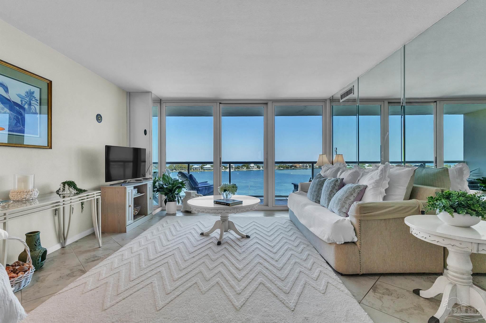 330 Ft Pickens Rd 7B