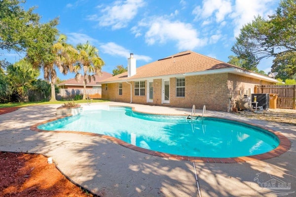 5049 LANTANA DR, GULF BREEZE, FL 32563 - Image 9ce8d900a02e6dcef7a5a9958e68bcf6/4037754048