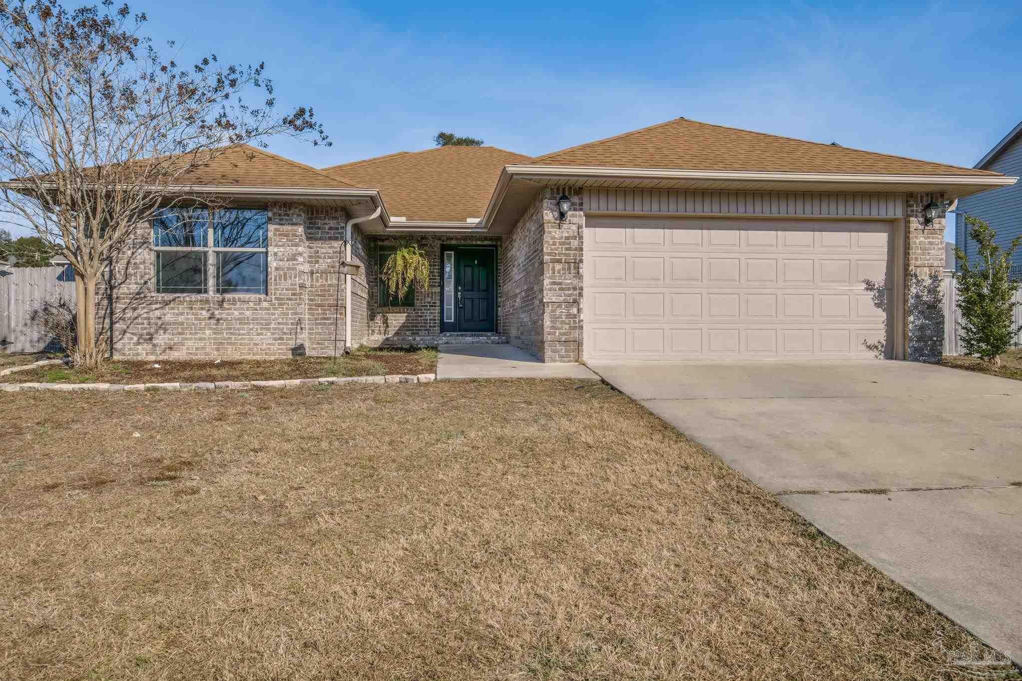 Photo 1 of 30 — 5566 Maggie Rose Cir, Milton, FL 32570