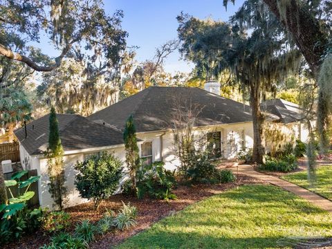 A home in Gulf Breeze