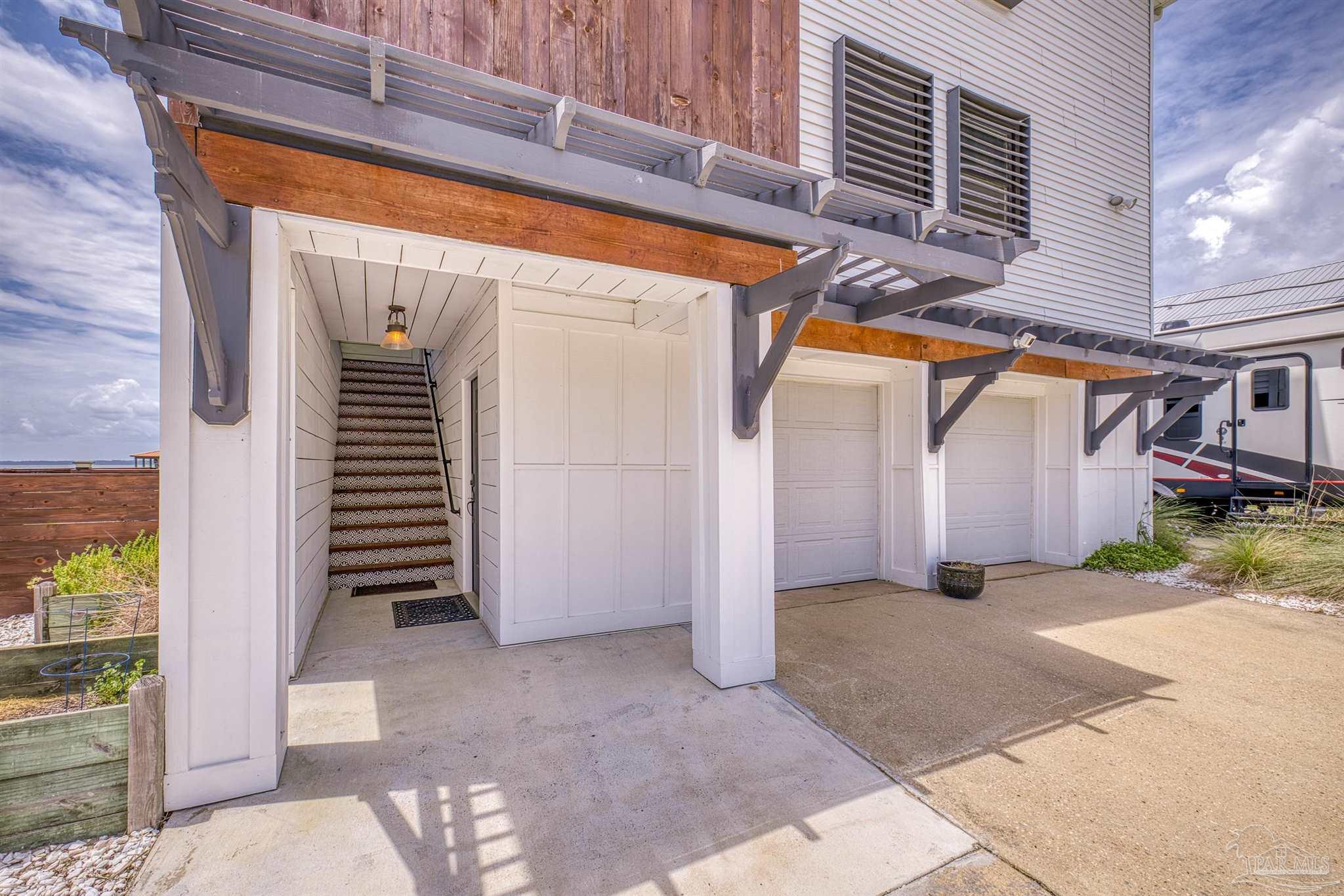 1089 Pearson Rd