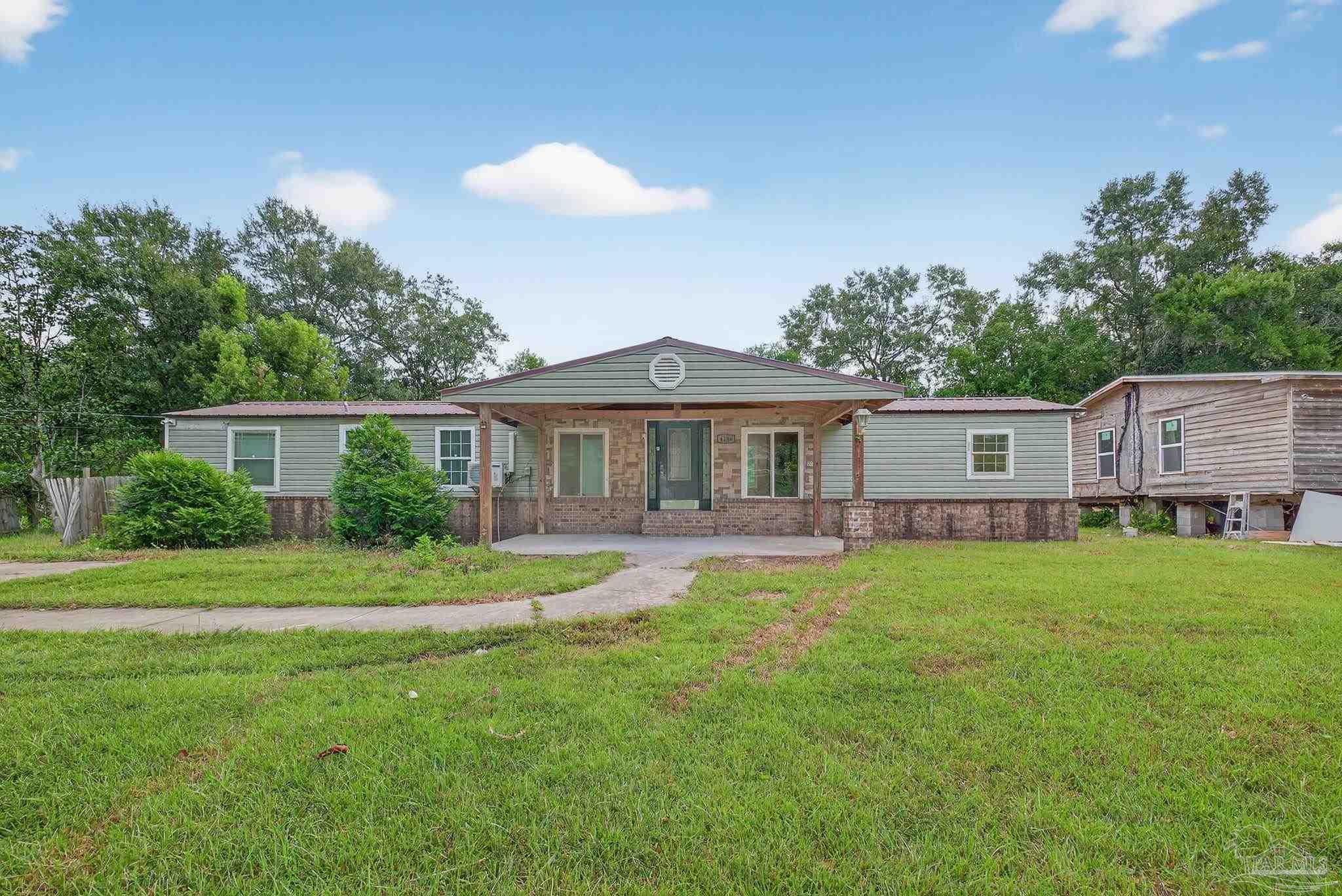 Photo 1 of 29 — 6208 Brosnaham Ave, Pensacola, FL 32503