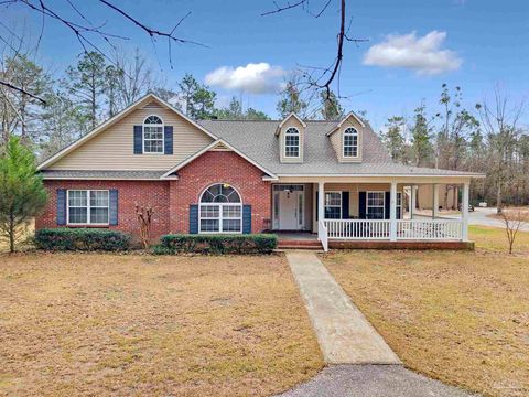 A home in Bay Minette