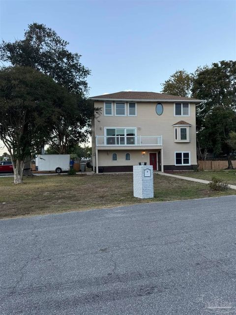 A home in Navarre