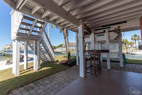 A home in Navarre Beach