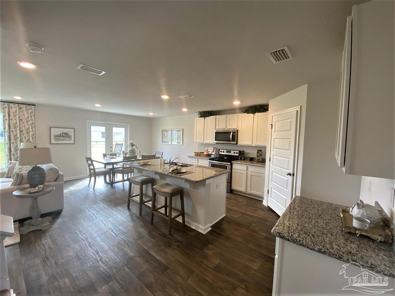 3934 Whitetail Ln