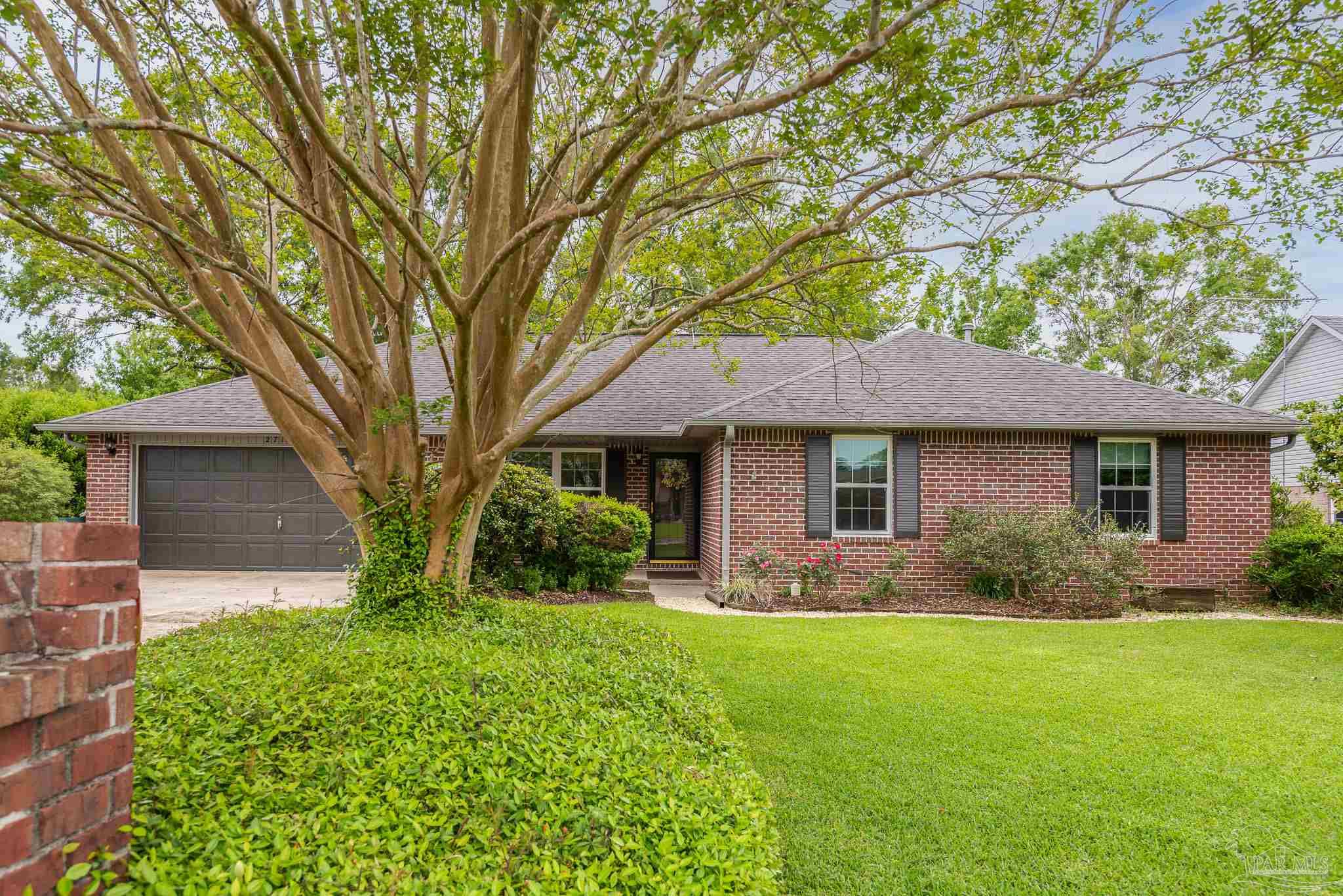 Photo 1 of 33 — 2712 Southern Oaks Dr, Cantonment, FL 32533
