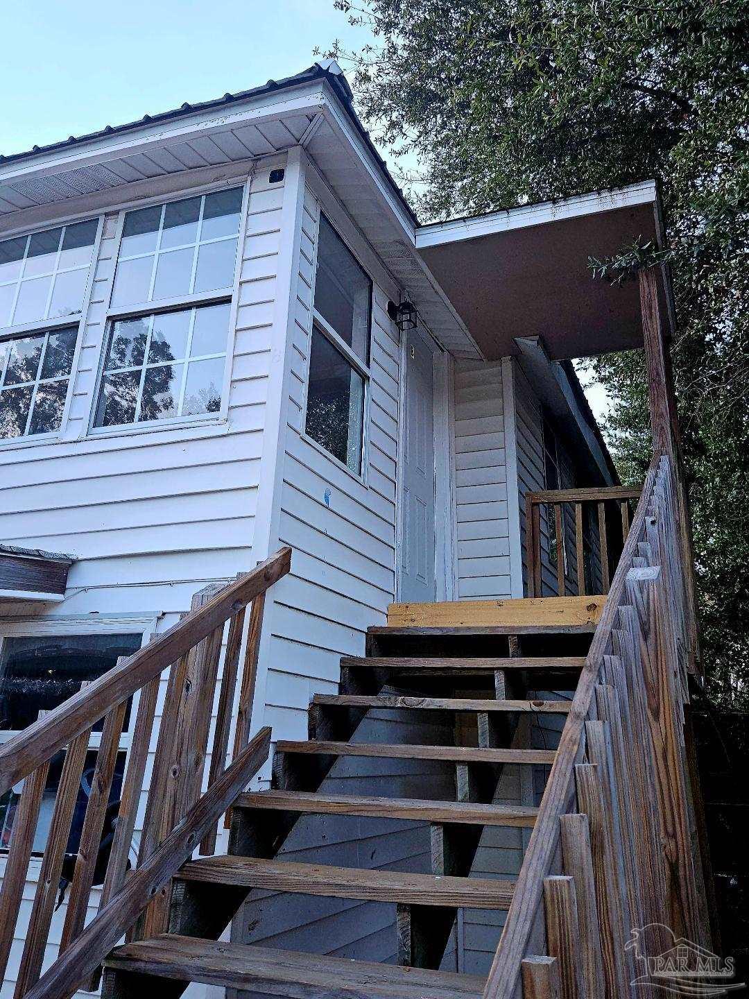 Photo 1 of 2 — 4238 1/2 Gaffney St B, Pensacola, FL 32505