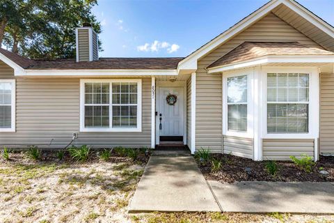 A home in Navarre