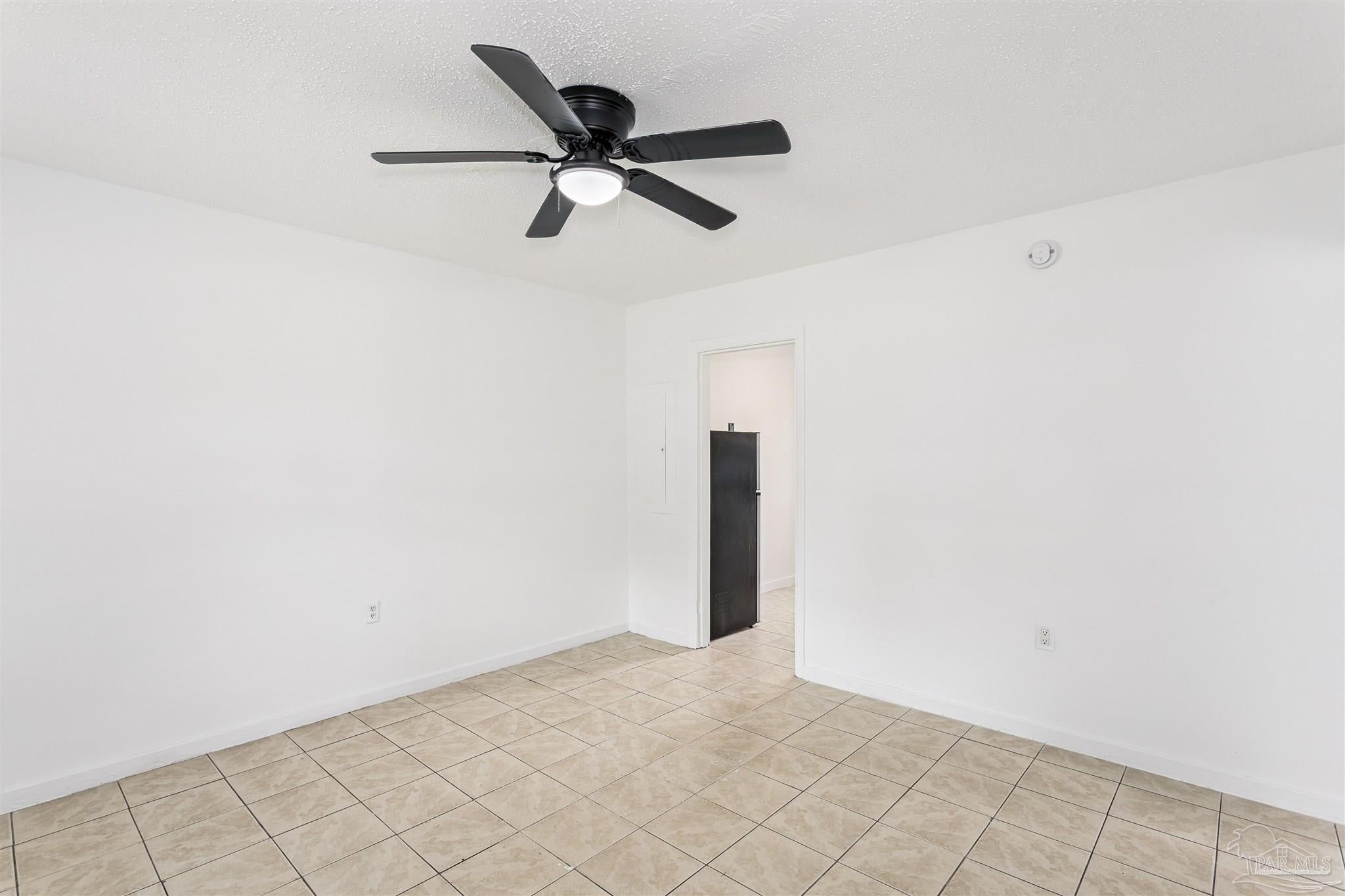 3 Ellinor Ct