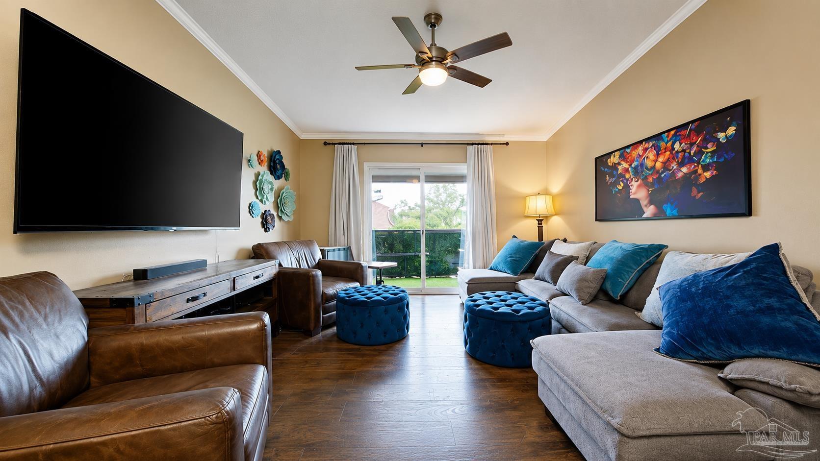 Photo 1 of 17 — 2303 W Michigan Ave E-8, Pensacola, FL 32526