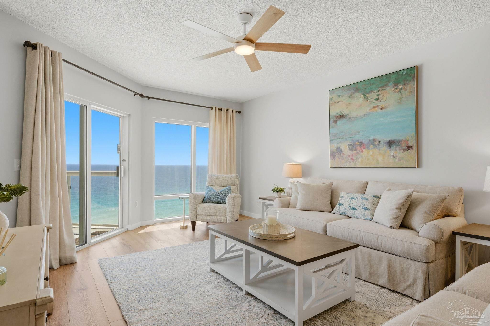 22 Via Deluna Dr 1606