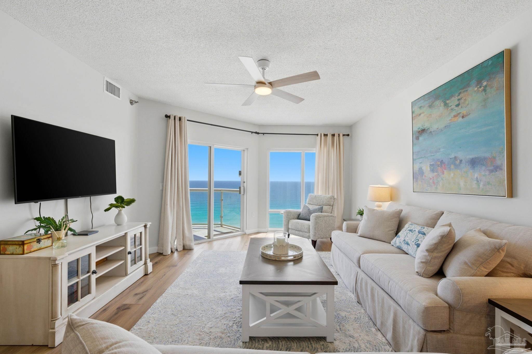 22 Via Deluna Dr 1606