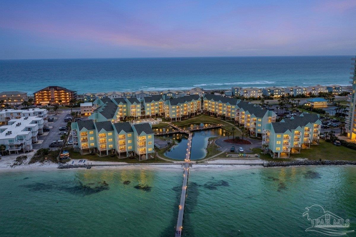 1150 Ft Pickens Rd F10