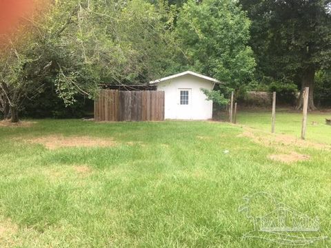 A home in Atmore