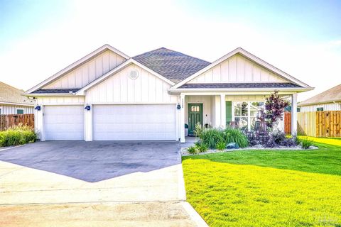 A home in Gulf Breeze