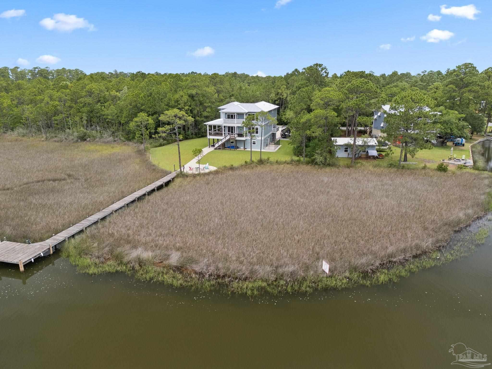 2032 Bay Point Blvd
