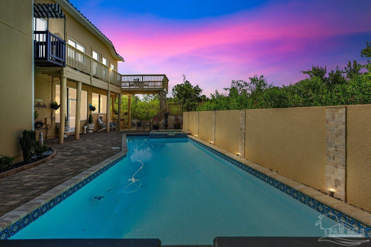2 Colley Cv Dr