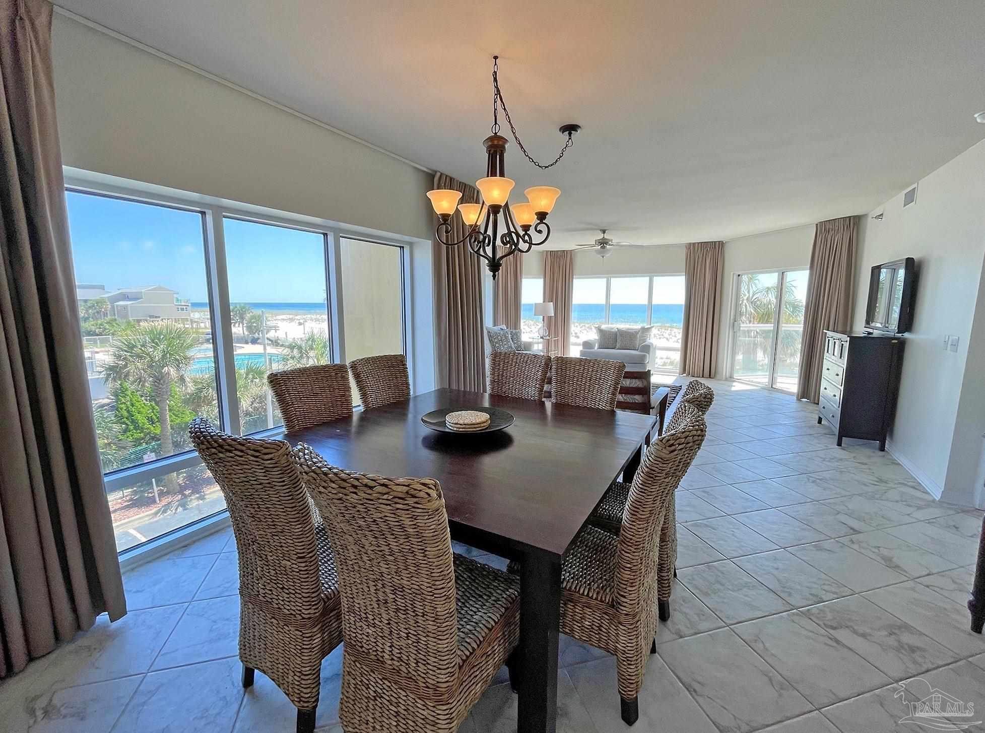 22 Via Deluna Dr 101