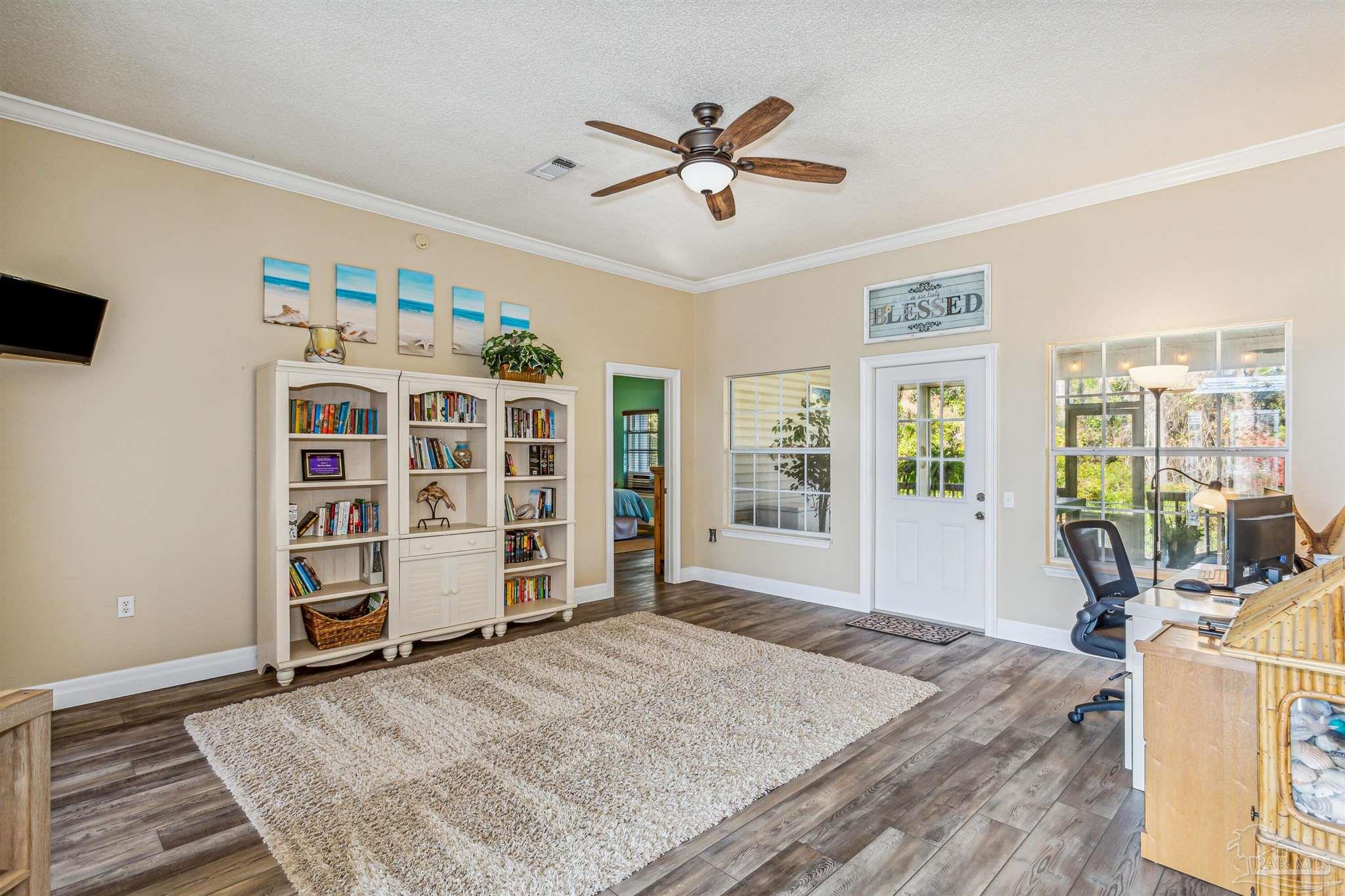 Navarre, Florida 32566, United States, 4 Bedrooms Bedrooms, ,2 BathroomsBathrooms,Residential,Pending,26303