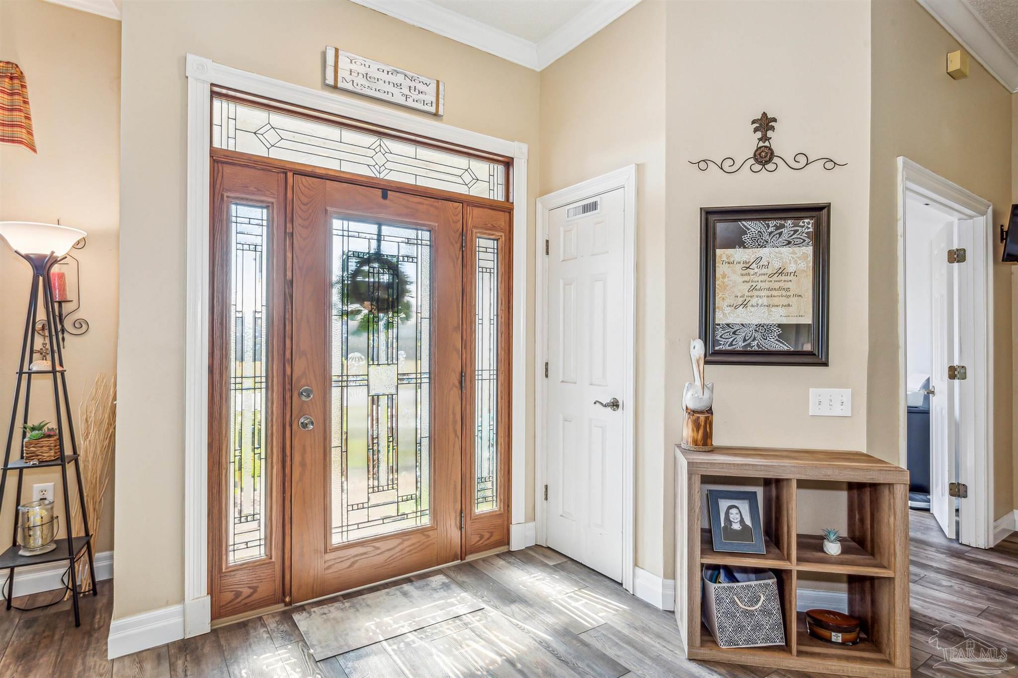 Navarre, Florida 32566, United States, 4 Bedrooms Bedrooms, ,2 BathroomsBathrooms,Residential,Pending,26303