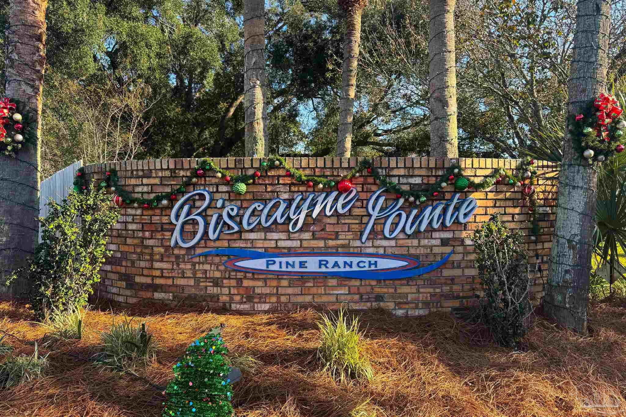 Navarre, Florida 32566, United States, 4 Bedrooms Bedrooms, ,2 BathroomsBathrooms,Residential,Pending,26303