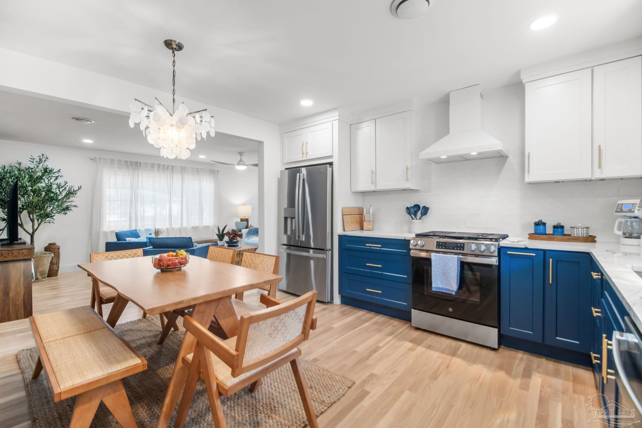 Photo 1 of 59 — 444 York St, Gulf Breeze, FL 32561